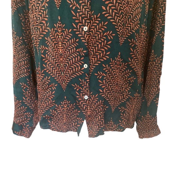 Esqualo Dark Green Cognac Lead Print Satin Button Down Blouse - 10 - Picture 4 of 12